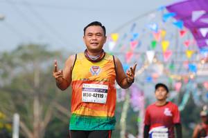BIB: 42119
                            <button type="button" onclick="openModal(9899294)" class="btn btn-primary btn-sm float-right btn-popup" data-toggle="modal" data-target=".modal-high-quality">
                        <i class="fas fa-shopping-cart"></i> Add to Cart
                    </button>
                                            <button type="button" onclick="isThisMe(9899294, true)" class="btn btn-success btn-sm float-right btn-popup btn-isme hidden" data-toggle="tooltip" data-placement="bottom" title="นี่คือรูปของคุณใช่ไหม คลิกที่นี่เพื่อเอาเข้าอัลบั้ม">
                        <i class="fas fa-plus"></i> Add to album
                    </button>
                    <button type="button" onclick="isThisMe(9899294, false)" class="btn btn-warning btn-sm float-right btn-popup btn-isnotme hidden">
                        <i class="fas fa-ban"></i> Remove from album
                    </button>